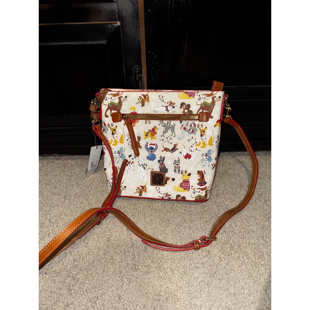 Disney Dooney & Bourke Holiday Christmas Santa Paws Tails Dogs Crossbody 2021
